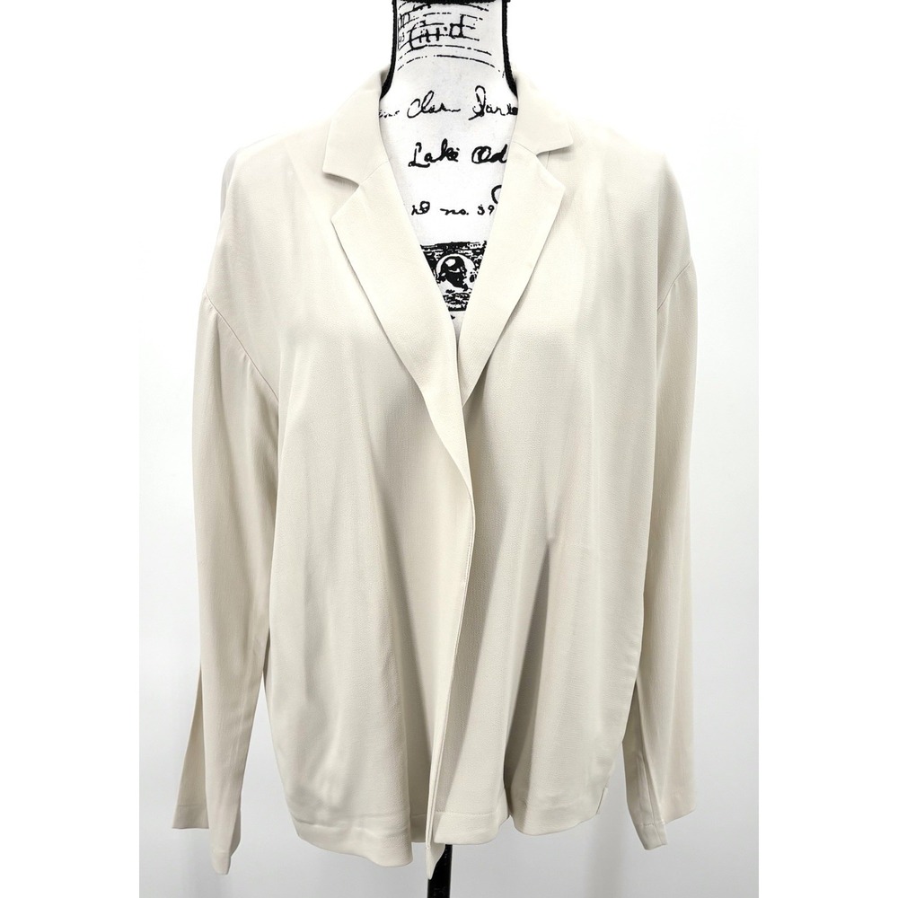 Eileen Fisher Textured Crepe Notch Collar Jacket‎ Size Medium Ivory Lyocell Boxy - Picture 3 of 10